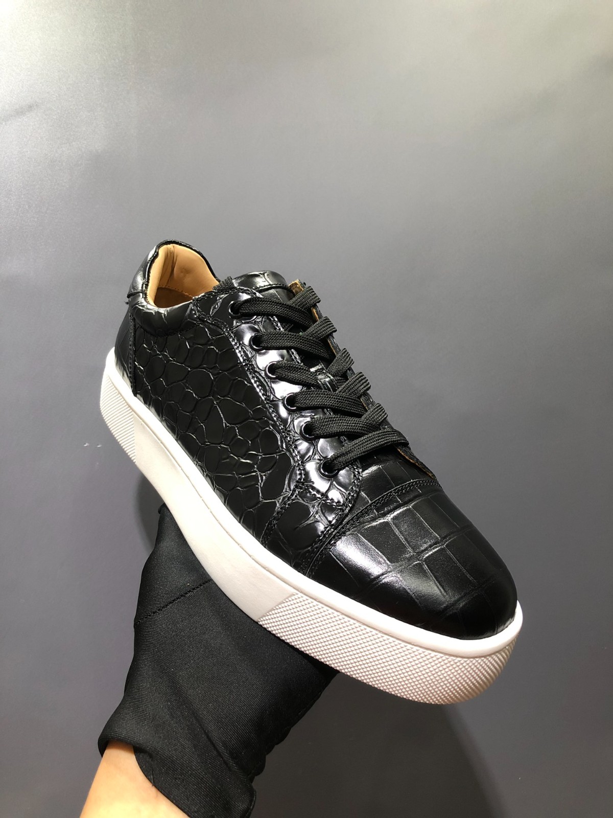 105 40123127 SIZE 38-46