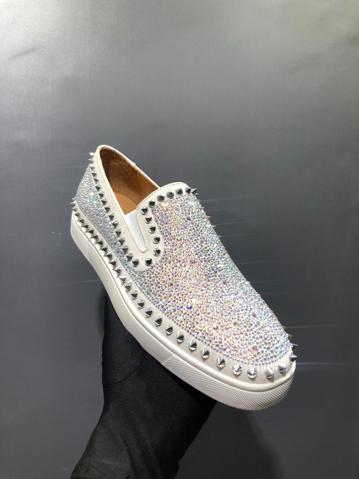 075 42123132 SIZE 35-47