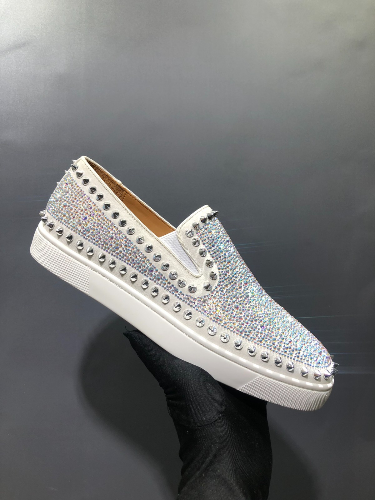 075 42123132 SIZE 35-47