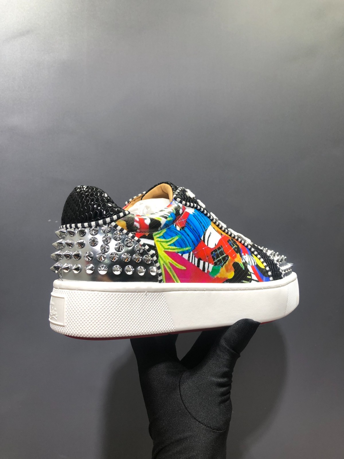 072 SIZE 38-47