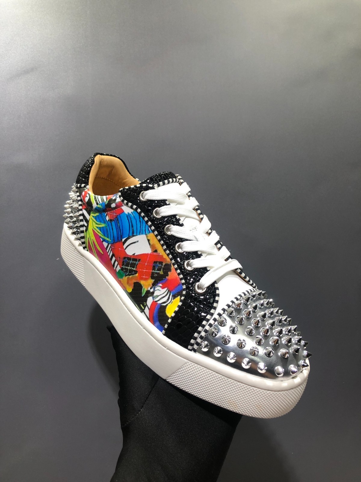 072 SIZE 38-47