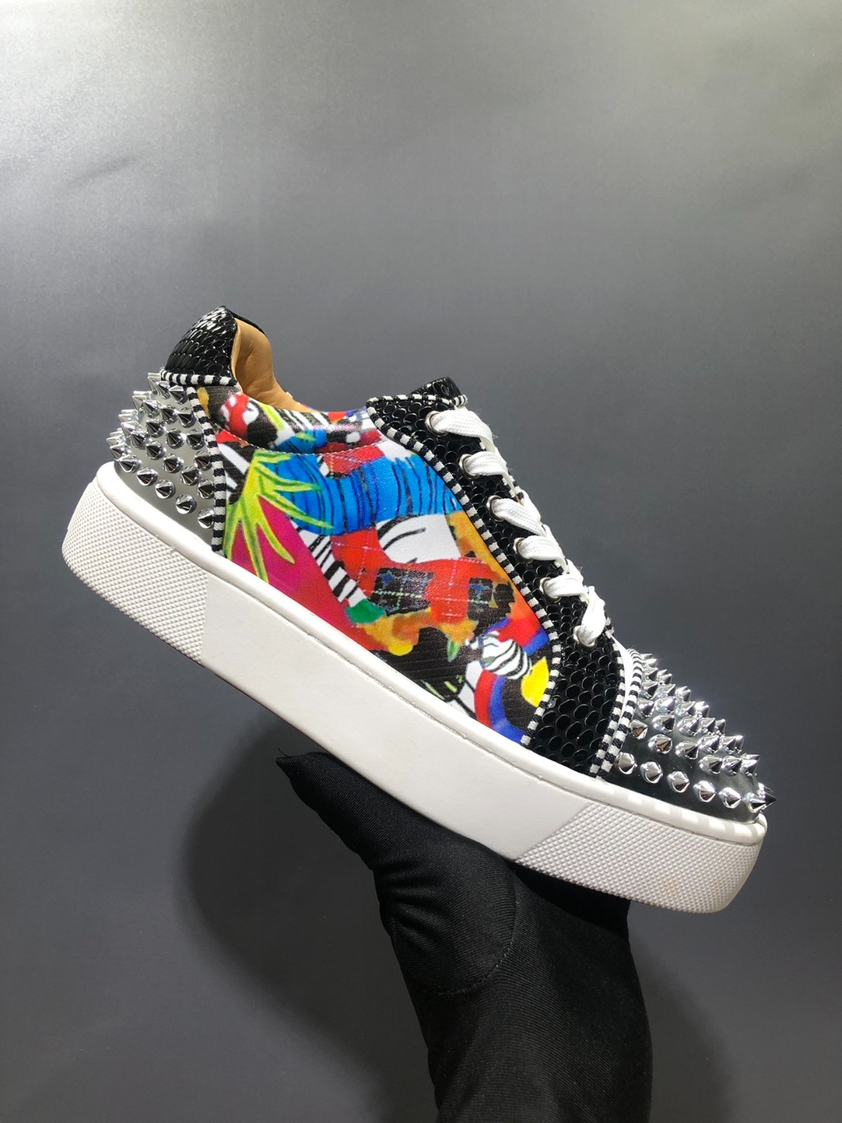 072 SIZE 38-47