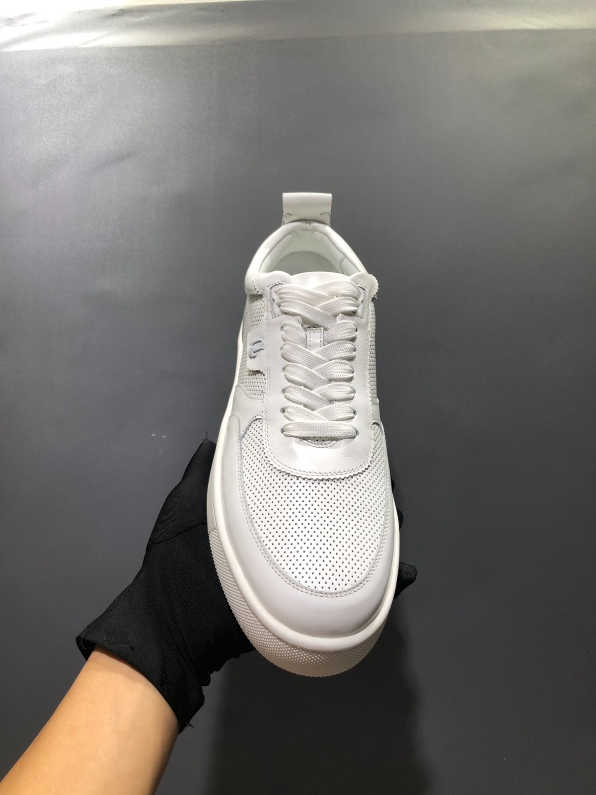 068 SIZE 38-47