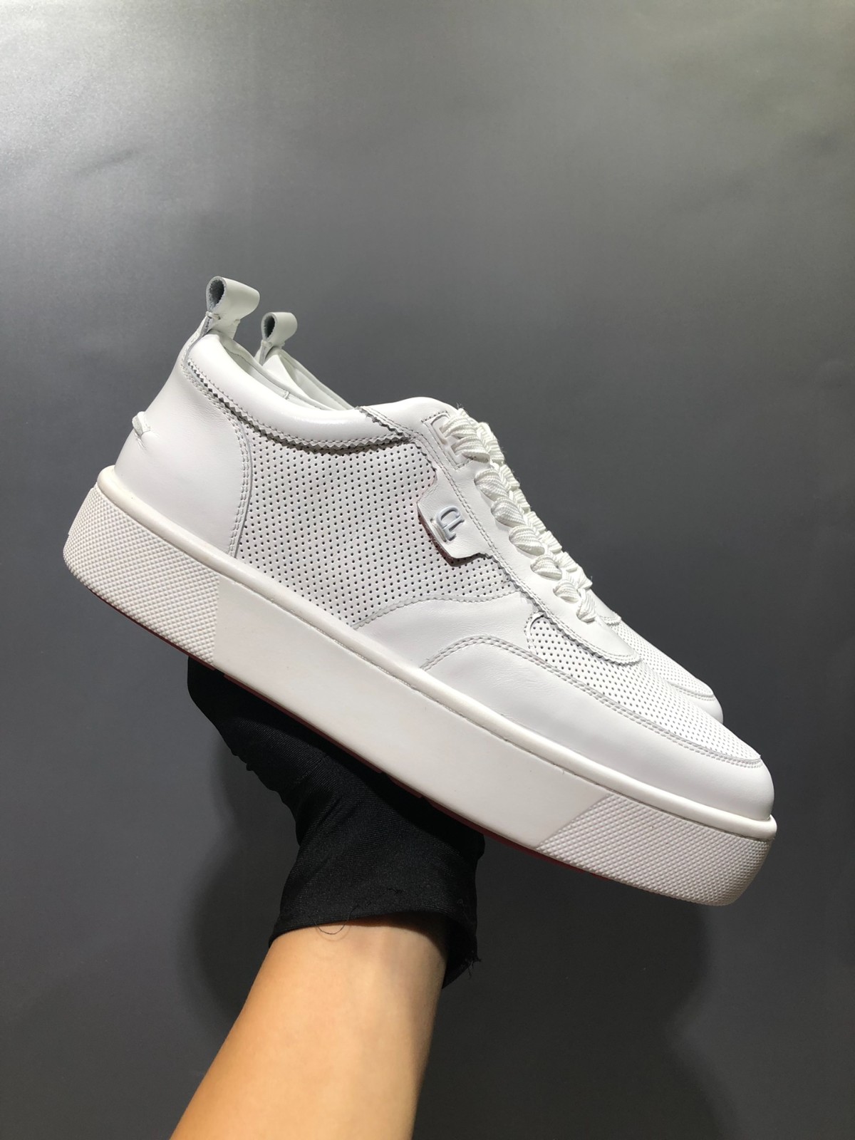068 SIZE 38-47