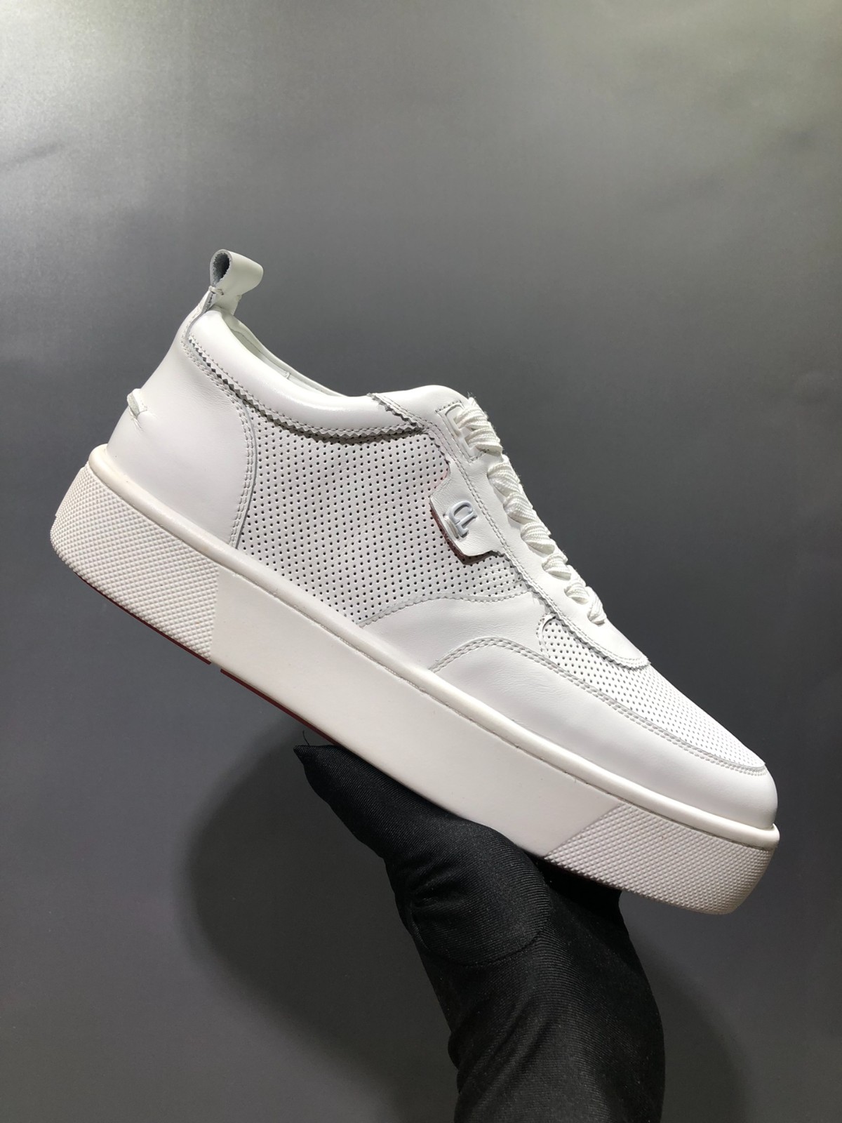 068 SIZE 38-47