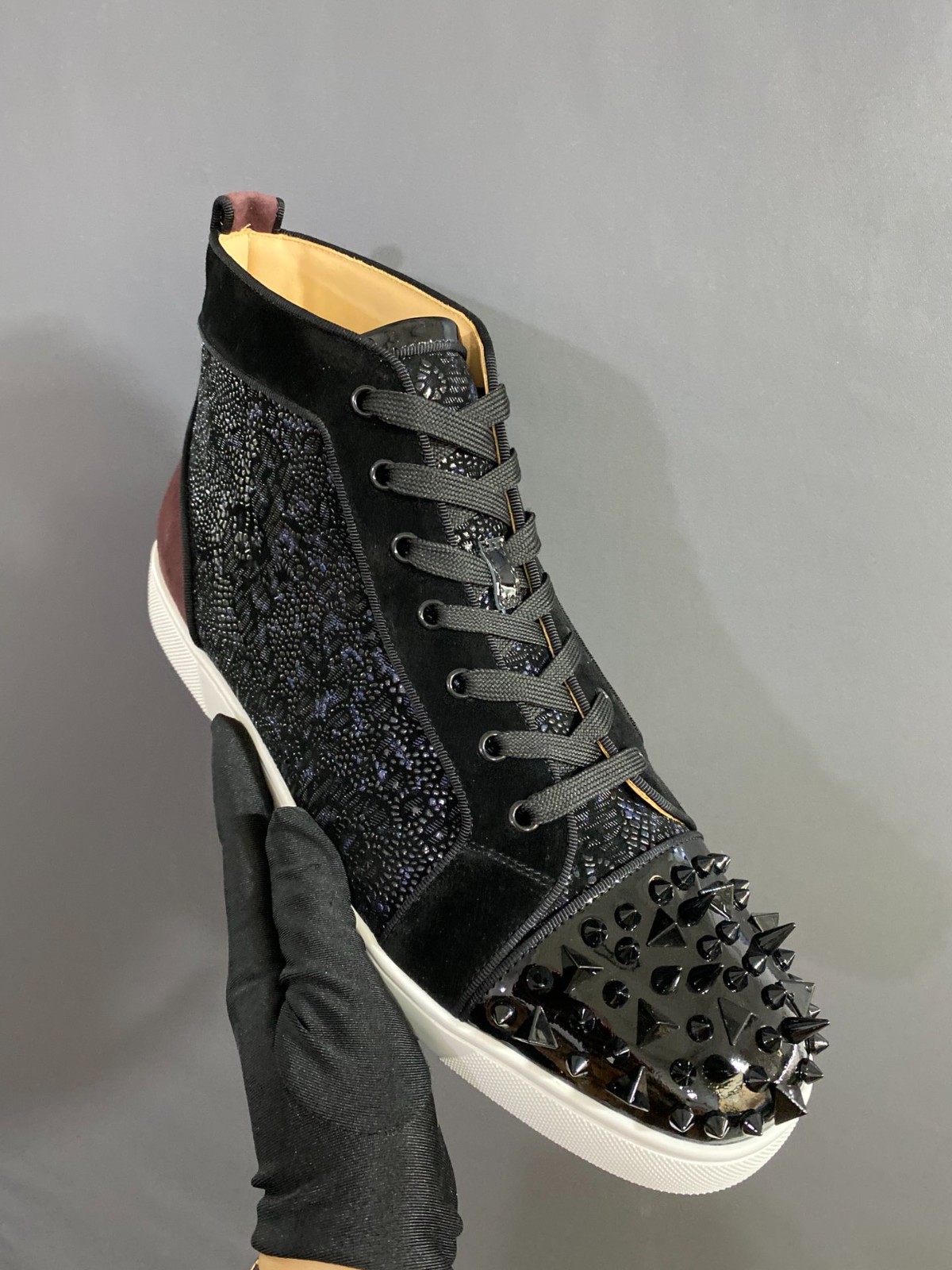 051 44123136 SIZE 35-47