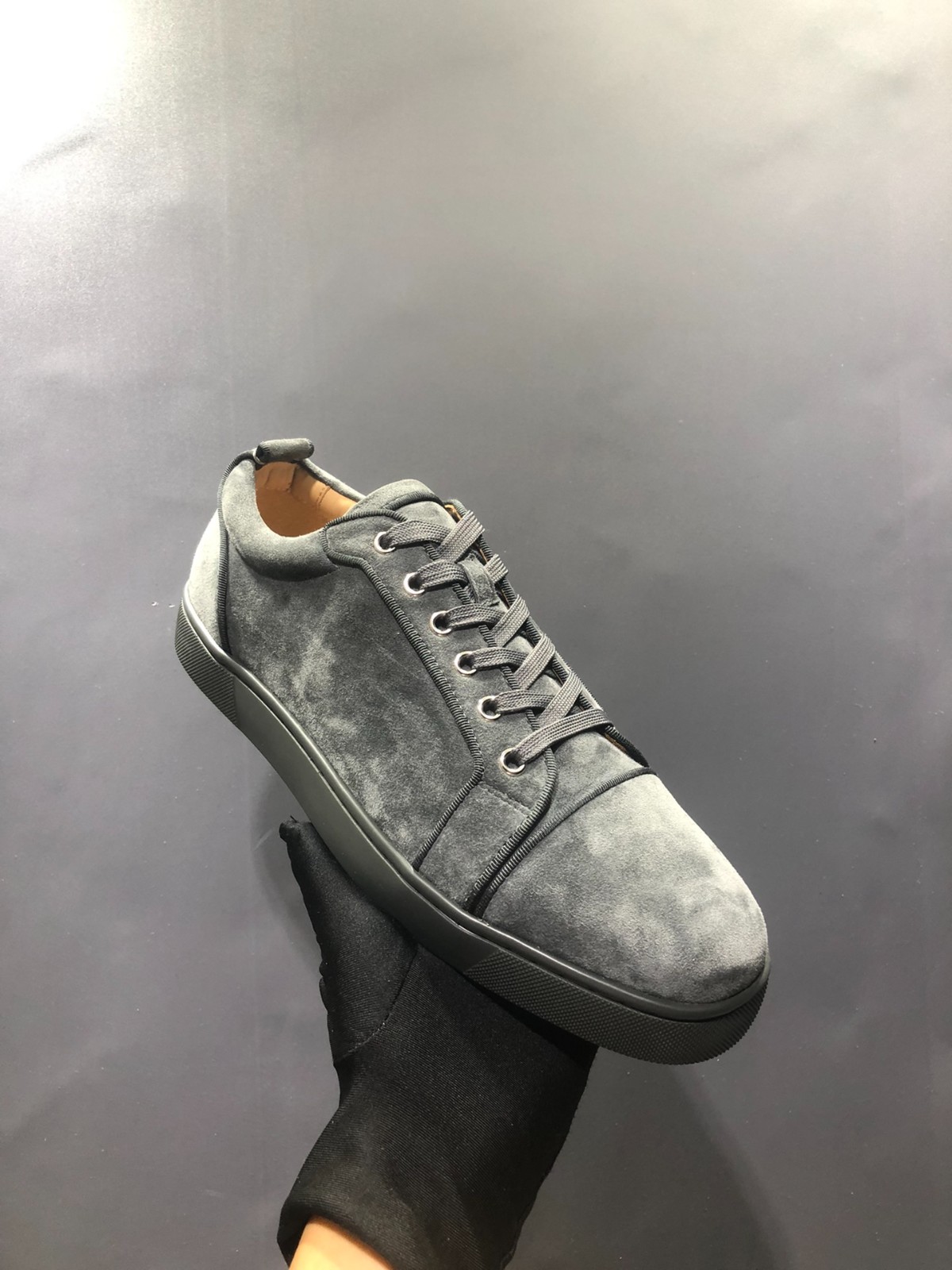 044 SIZE 35-47