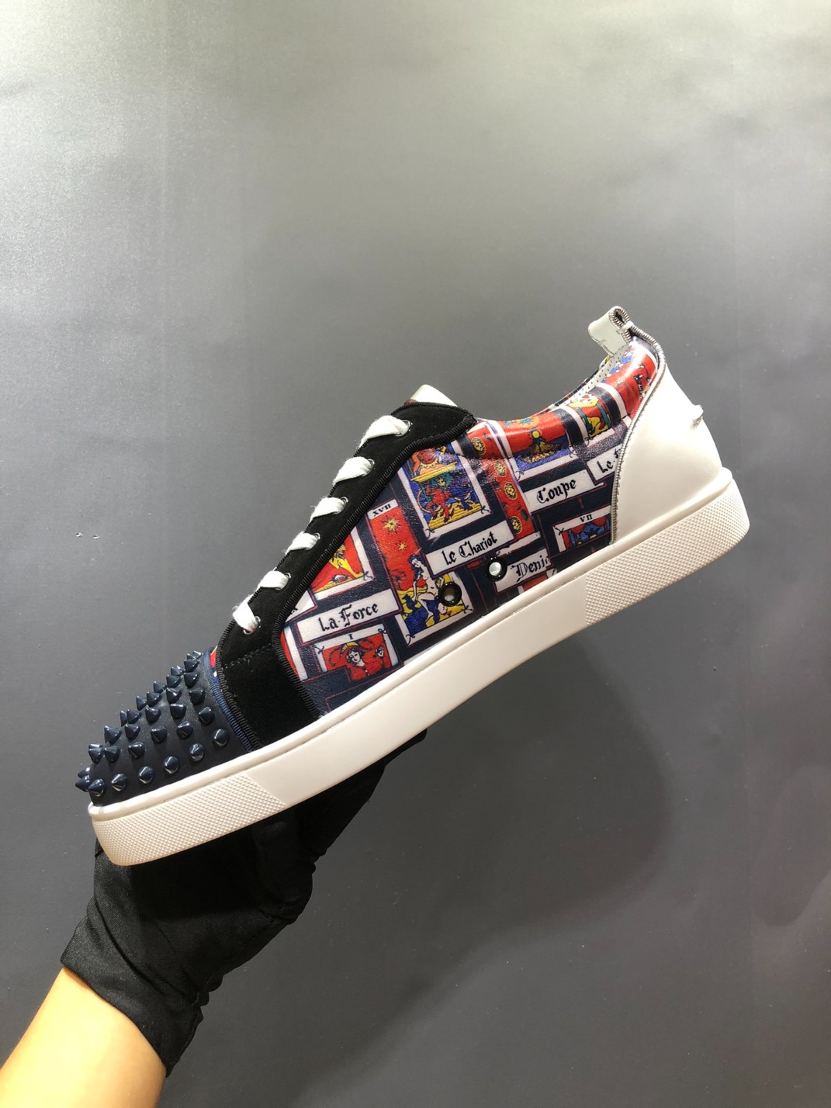 038 SIZE 35-47