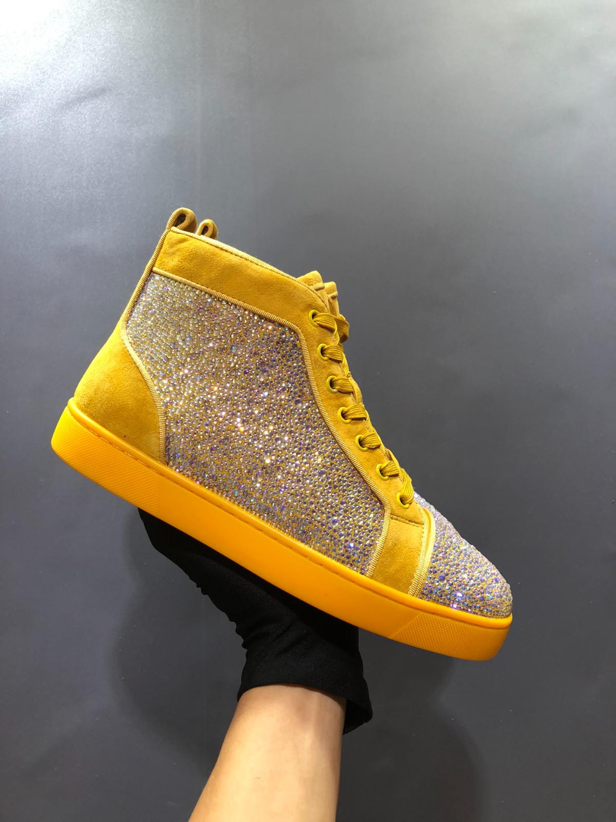 037 SIZE 35-47