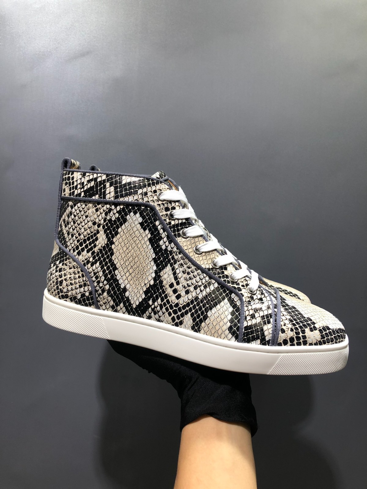 18 43123134 SIZE 35-47