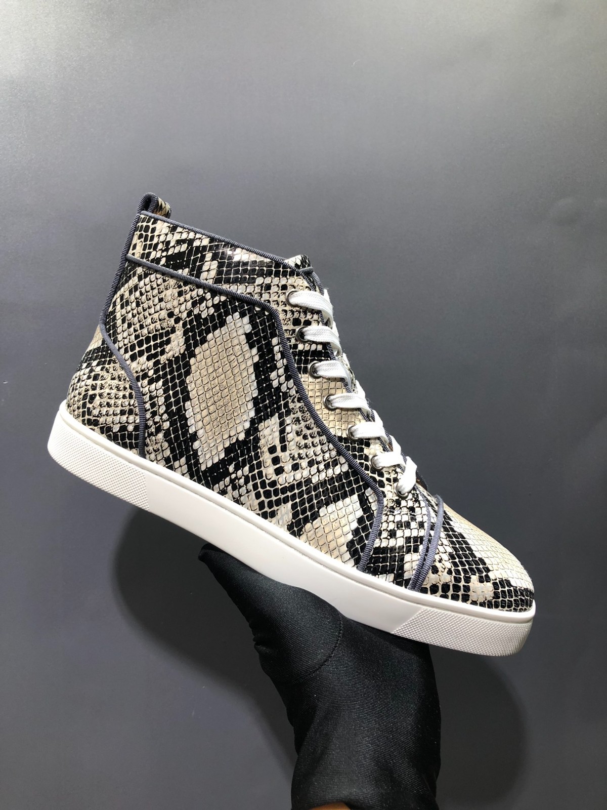 18 43123134 SIZE 35-47