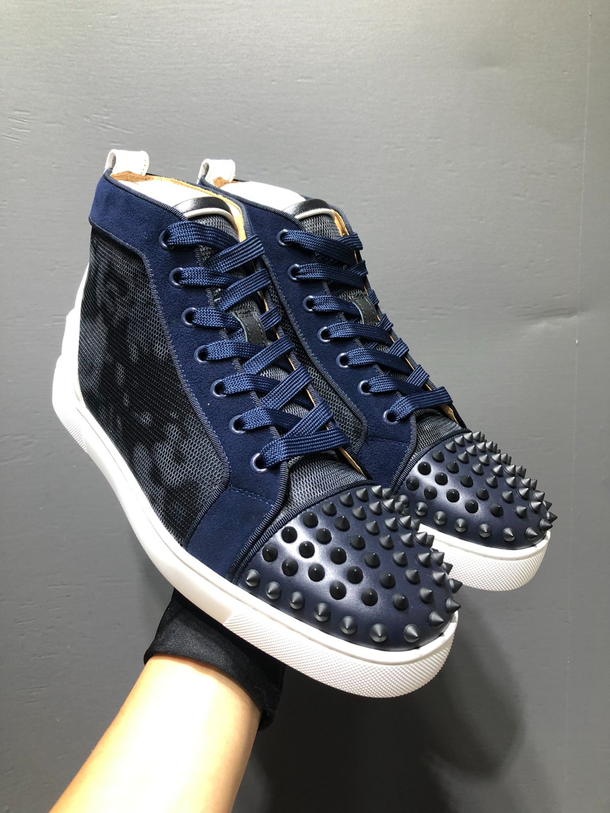 105 38123123 SIZE 35-47