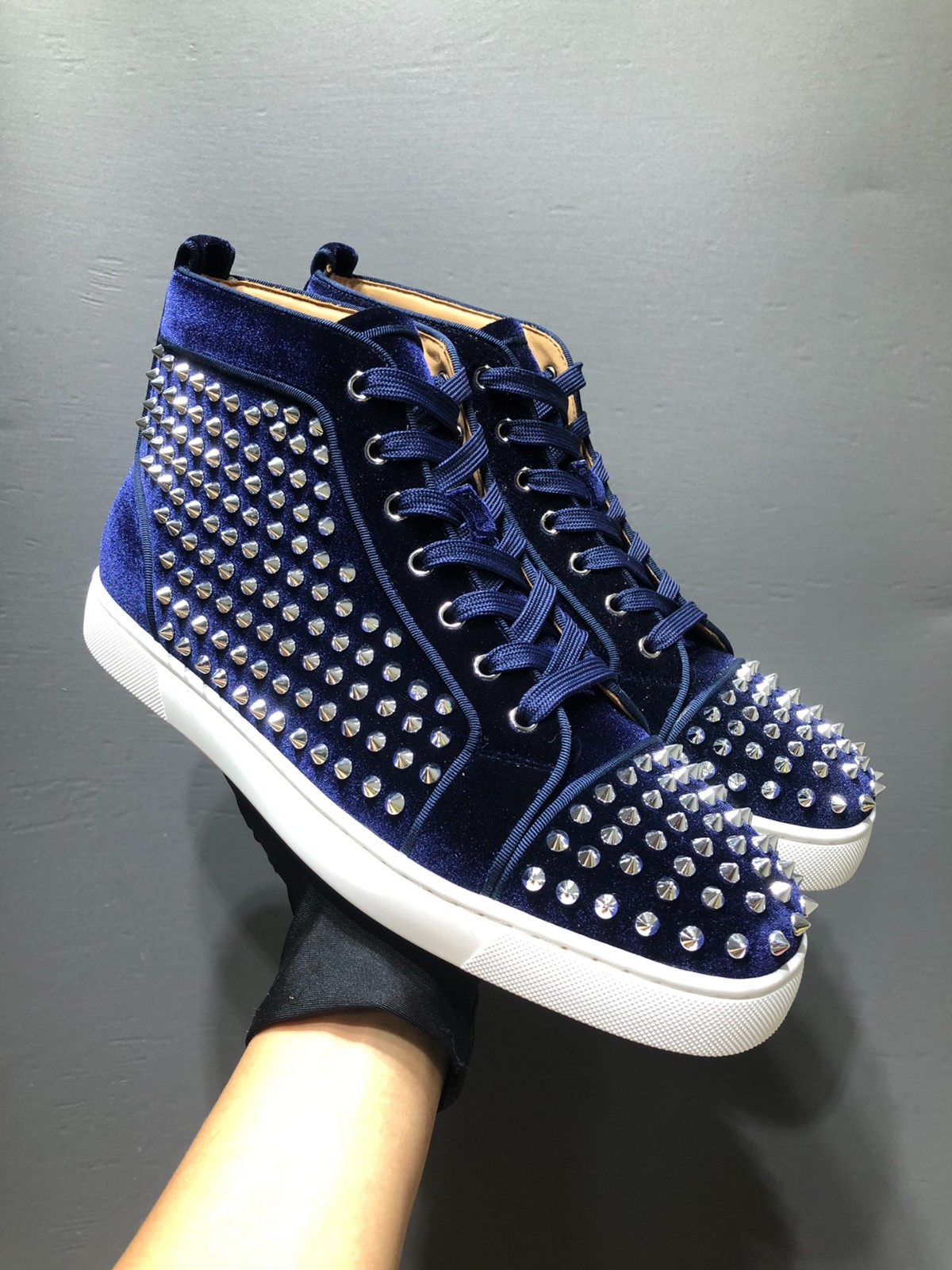 084 40123127 SIZE 35-47
