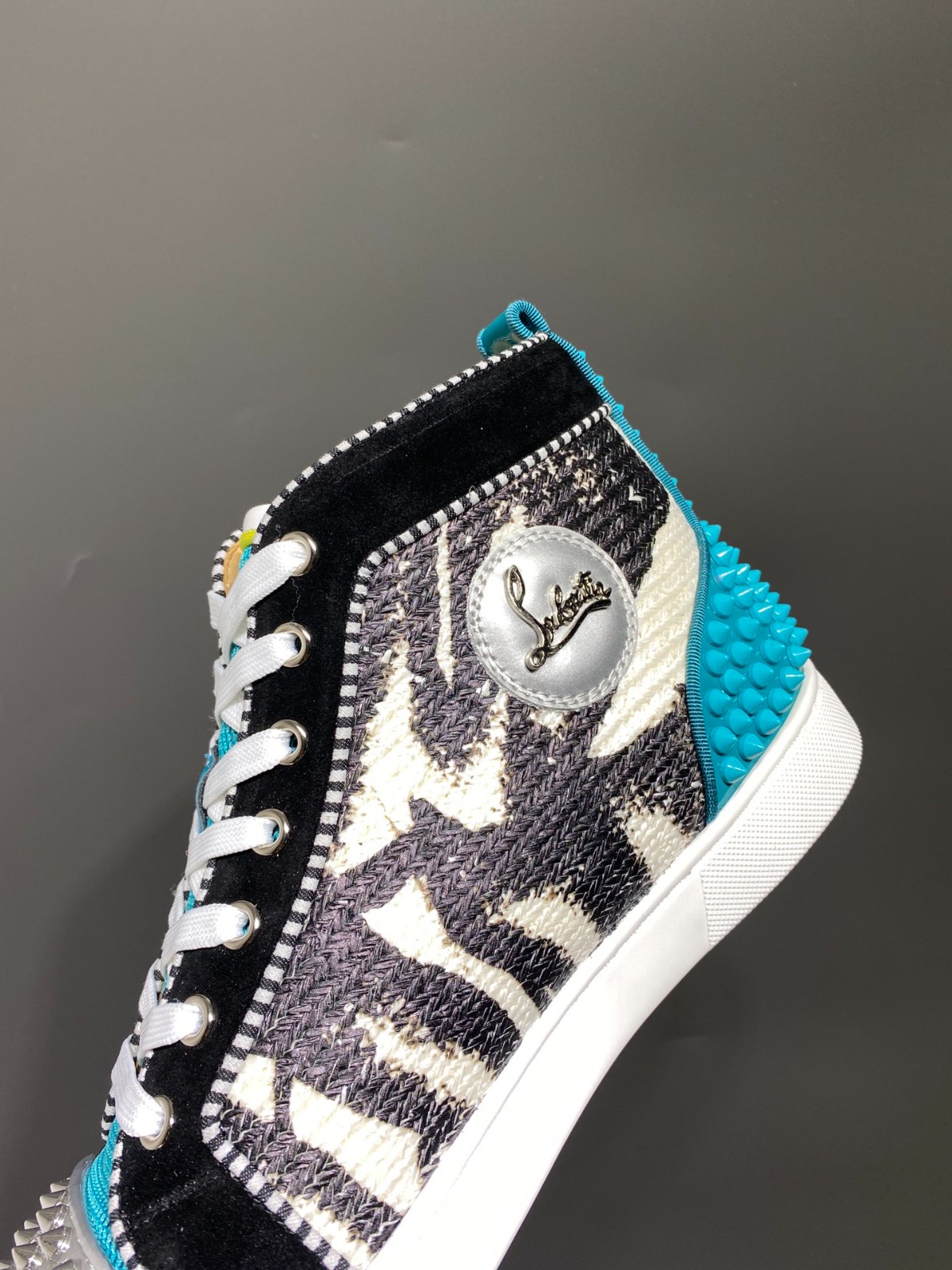 083 SIZE 35-47