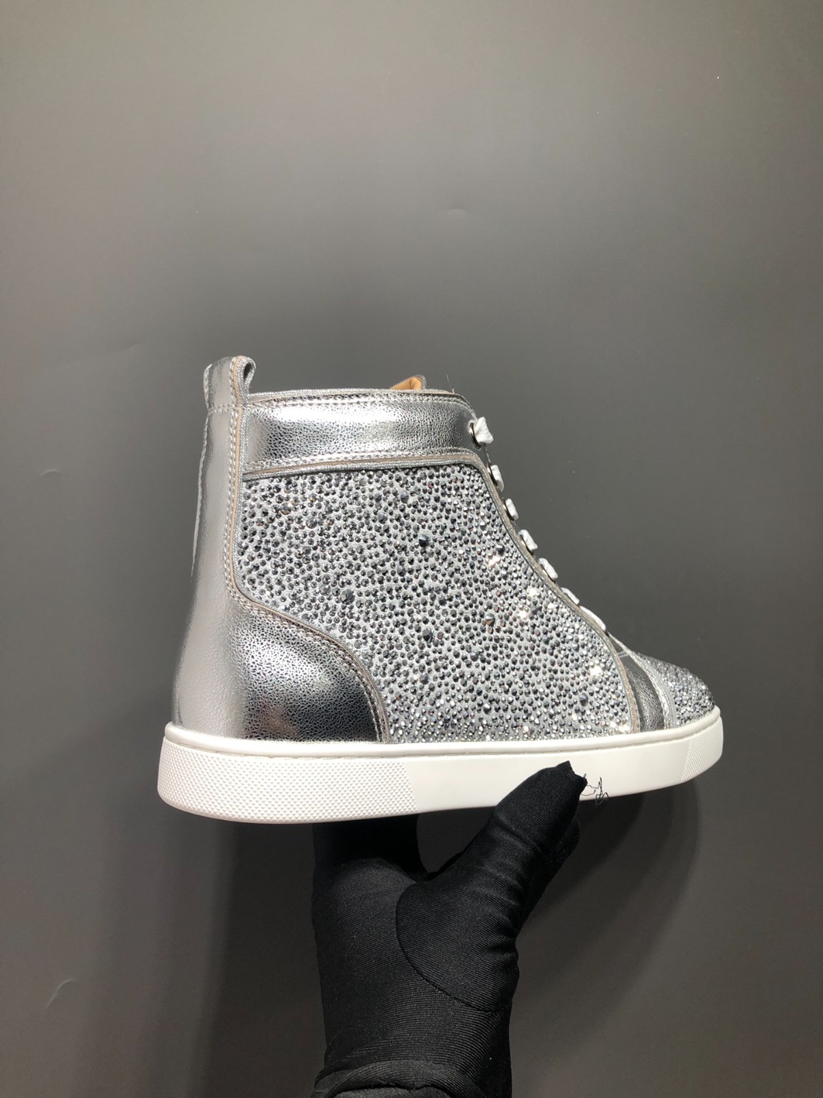 076 SIZE 35-47