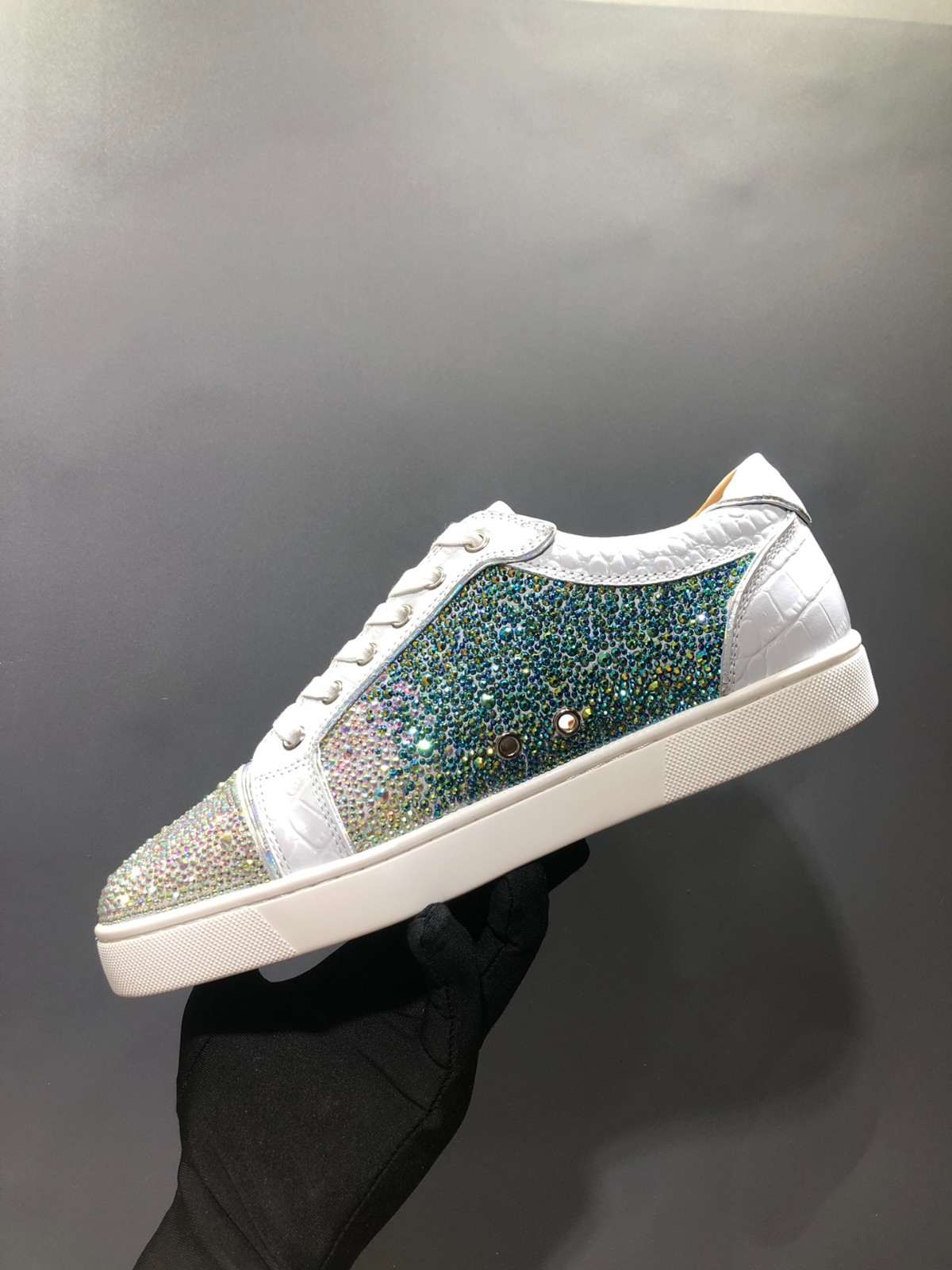 046 SIZE 35-47
