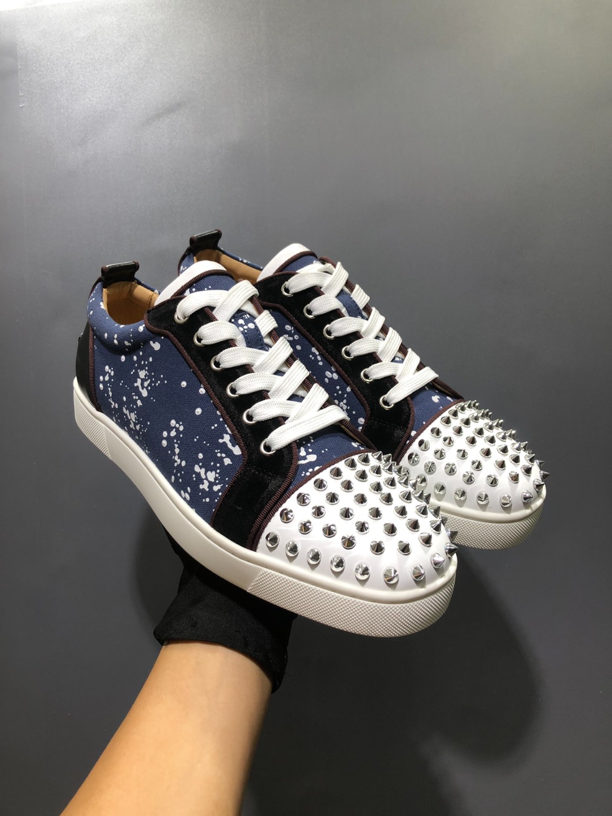 044 SIZE 35-47