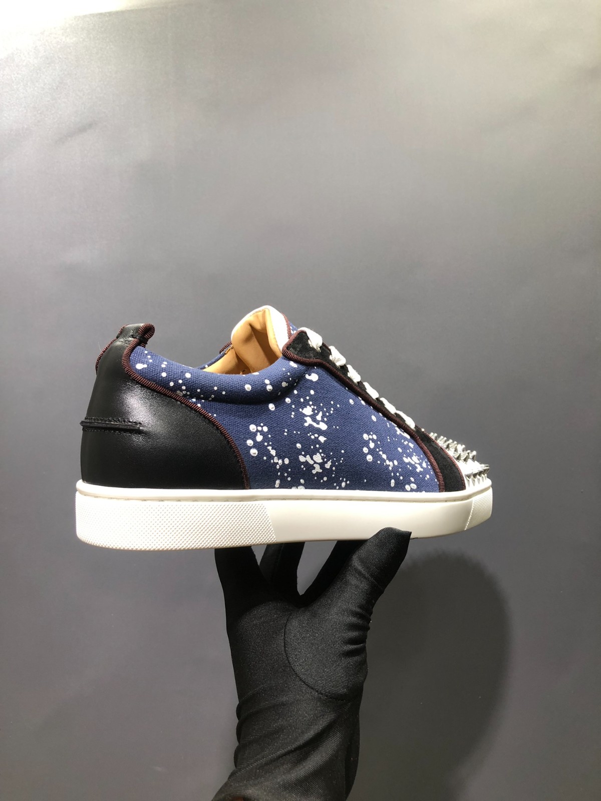 044 SIZE 35-47