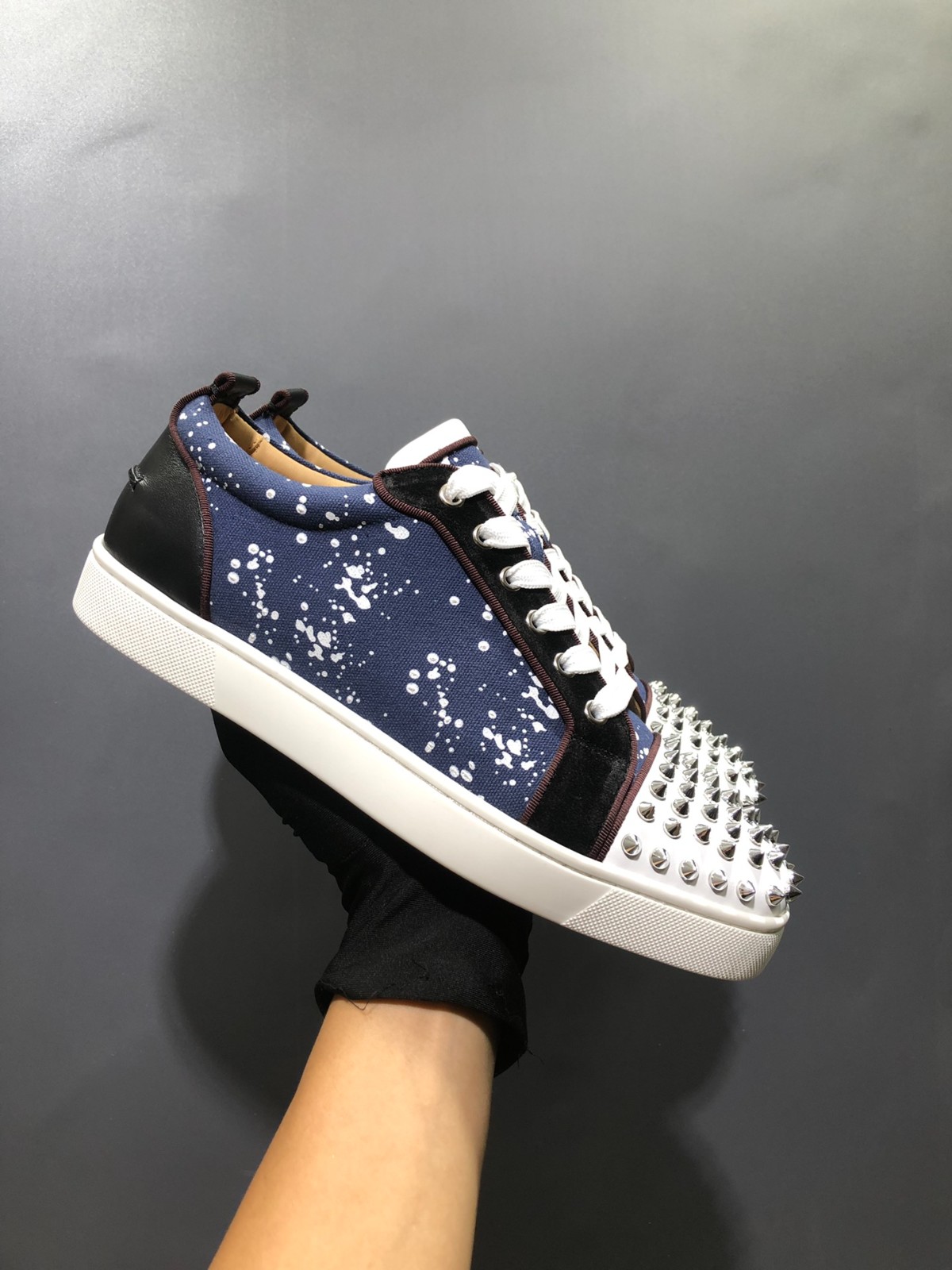 044 SIZE 35-47