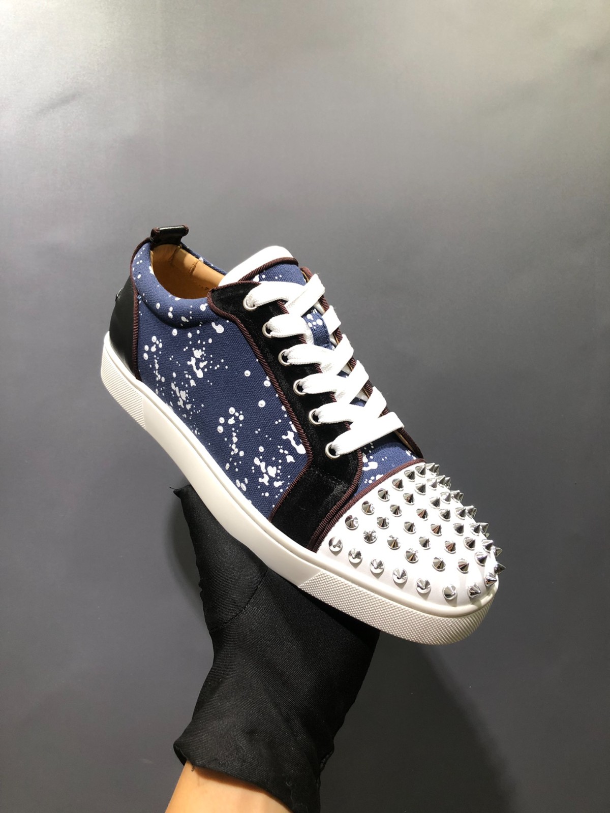 044 SIZE 35-47