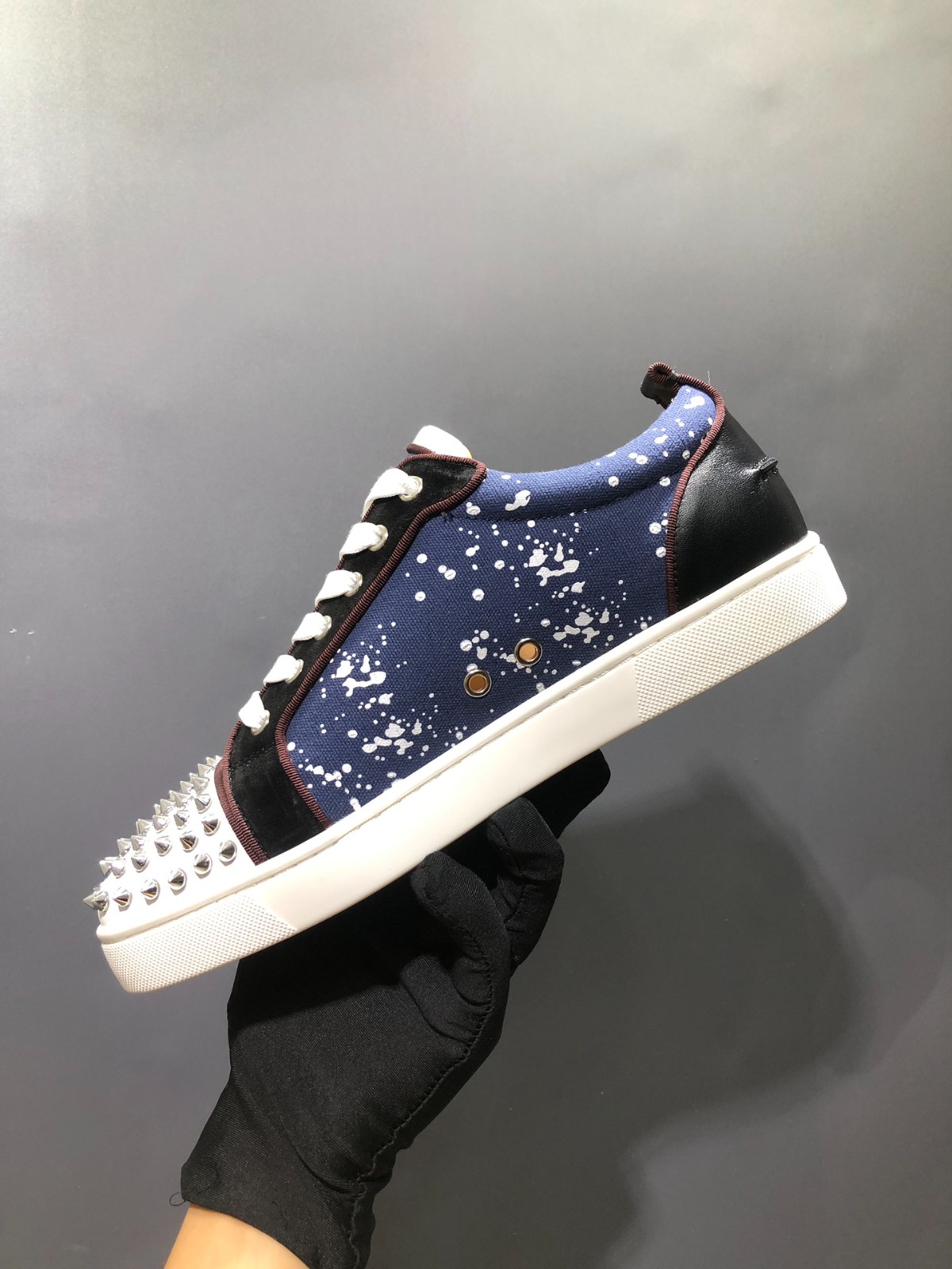 044 SIZE 35-47