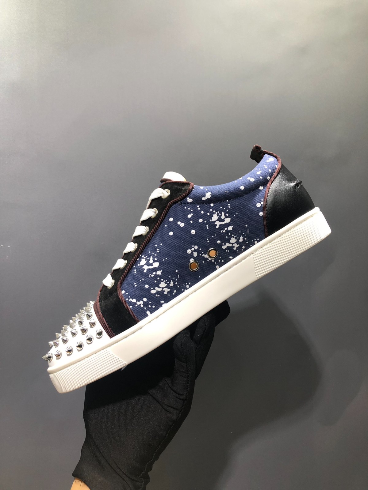 037 SIZE 35-47