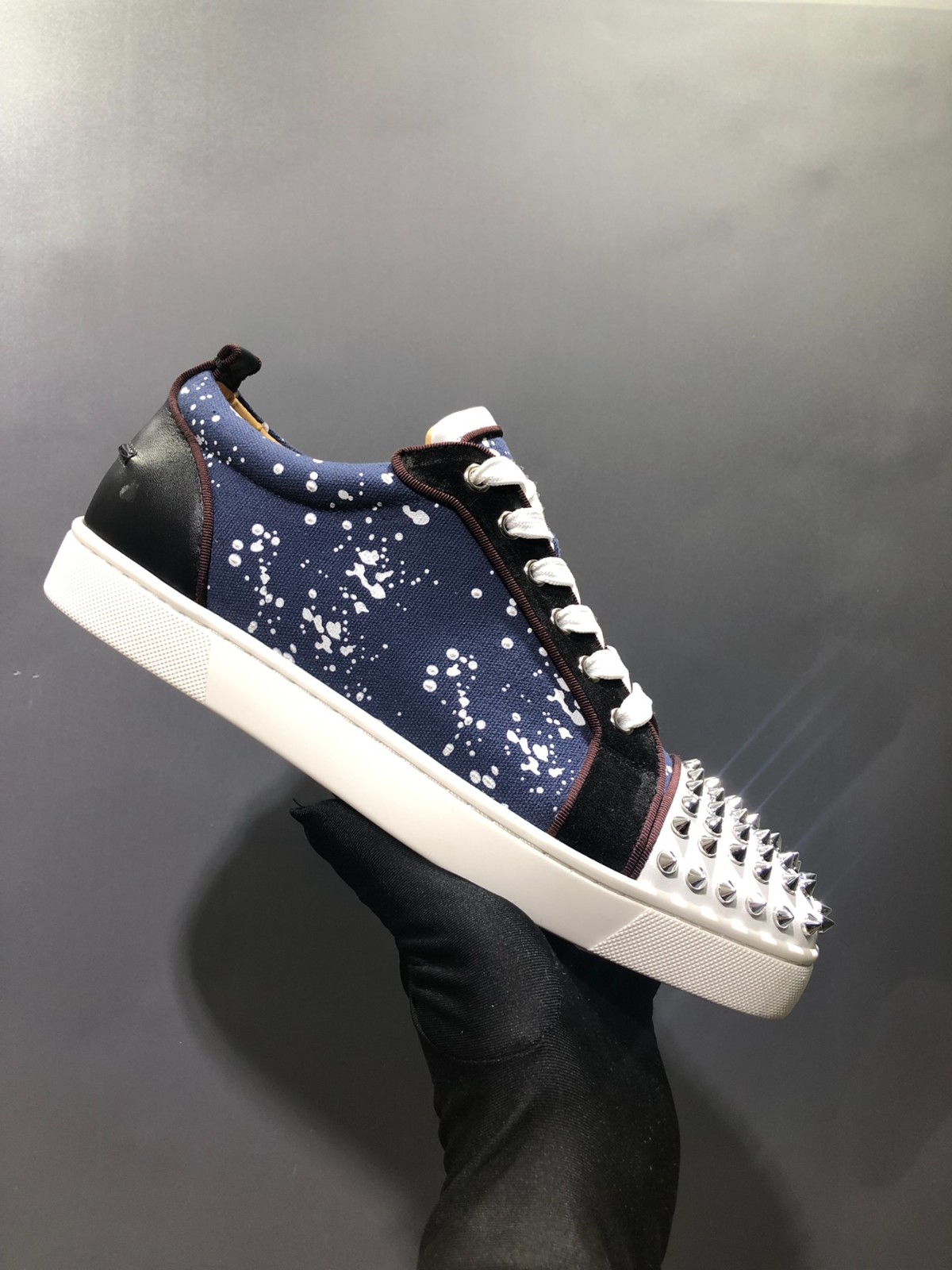 037 SIZE 35-47