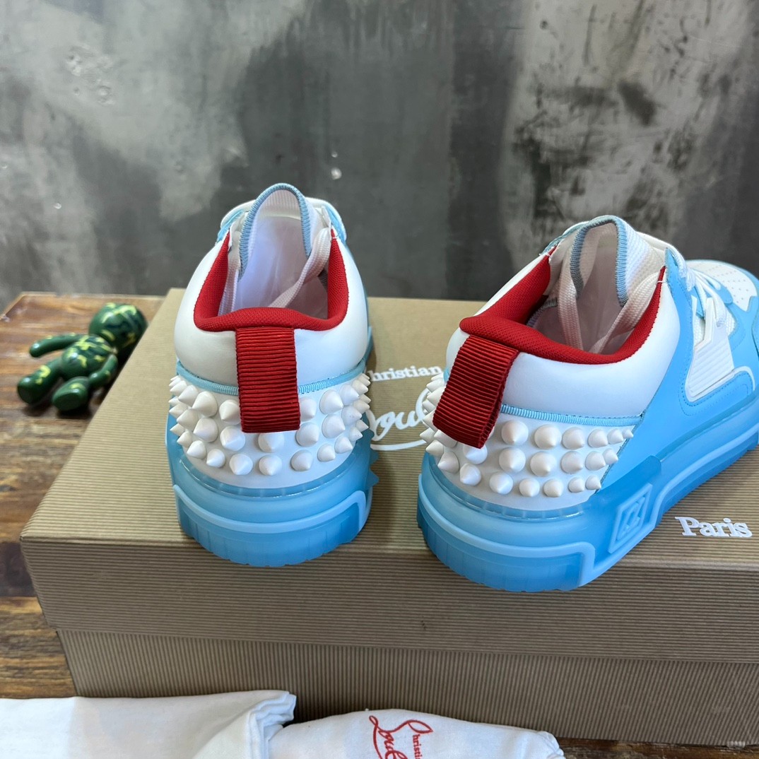 001 42123132 SIZE 35-42