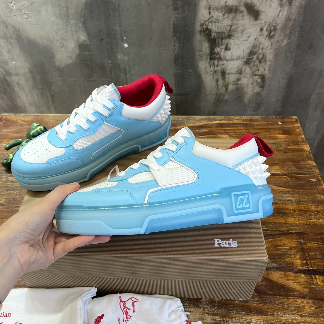 001 42123132 SIZE 35-42