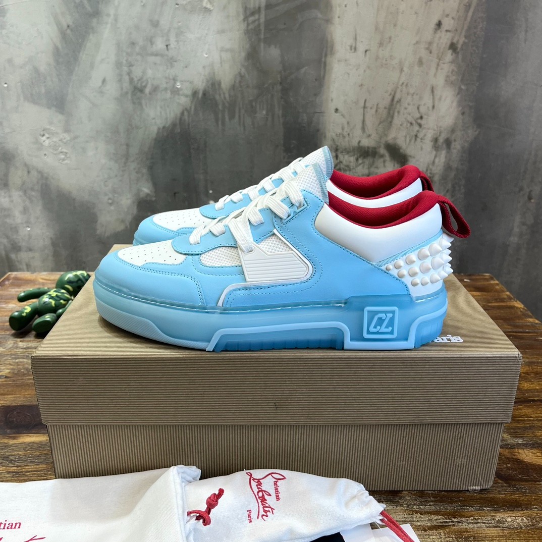 001 42123132 SIZE 35-42