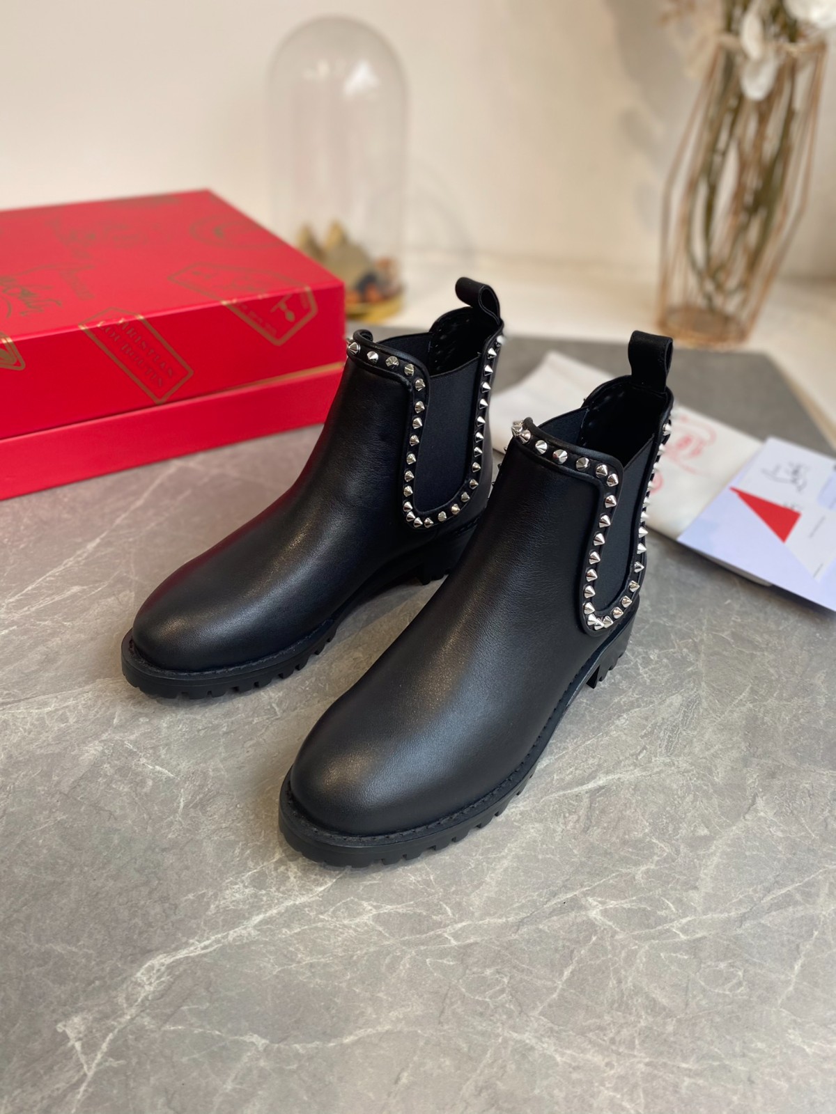 110 42123132 SIZE 35-43