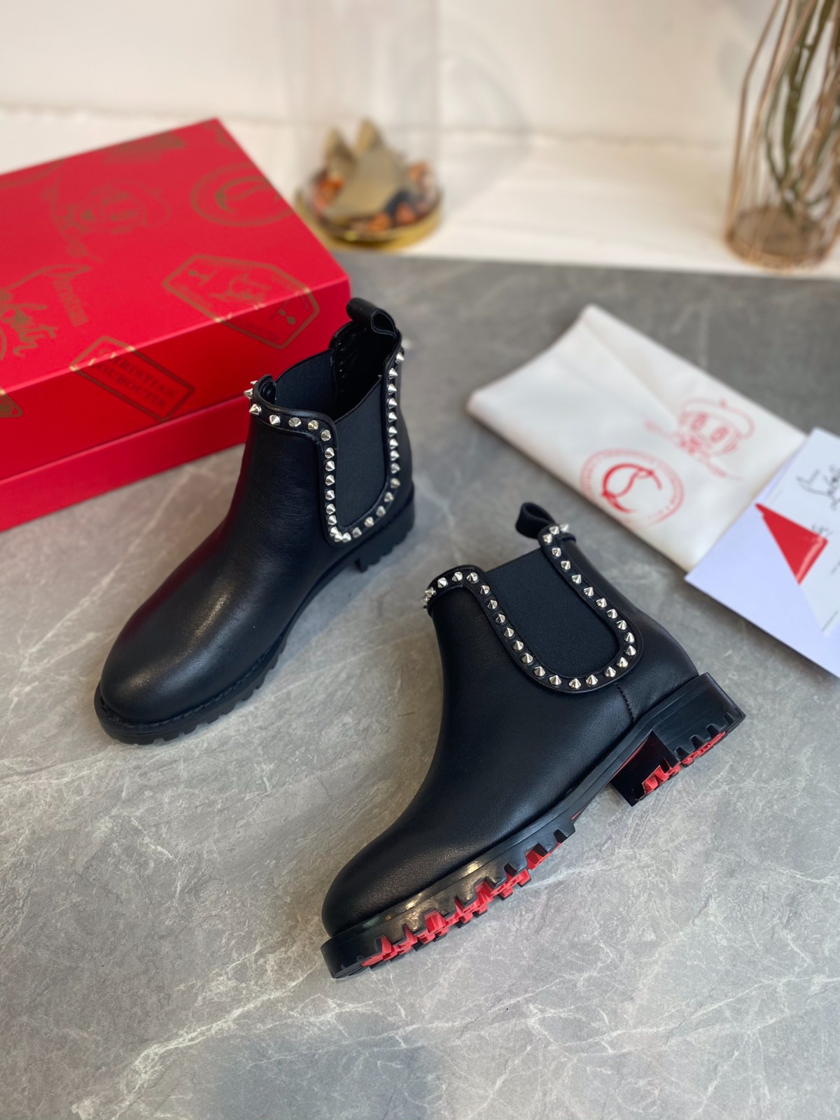 110 42123132 SIZE 35-43