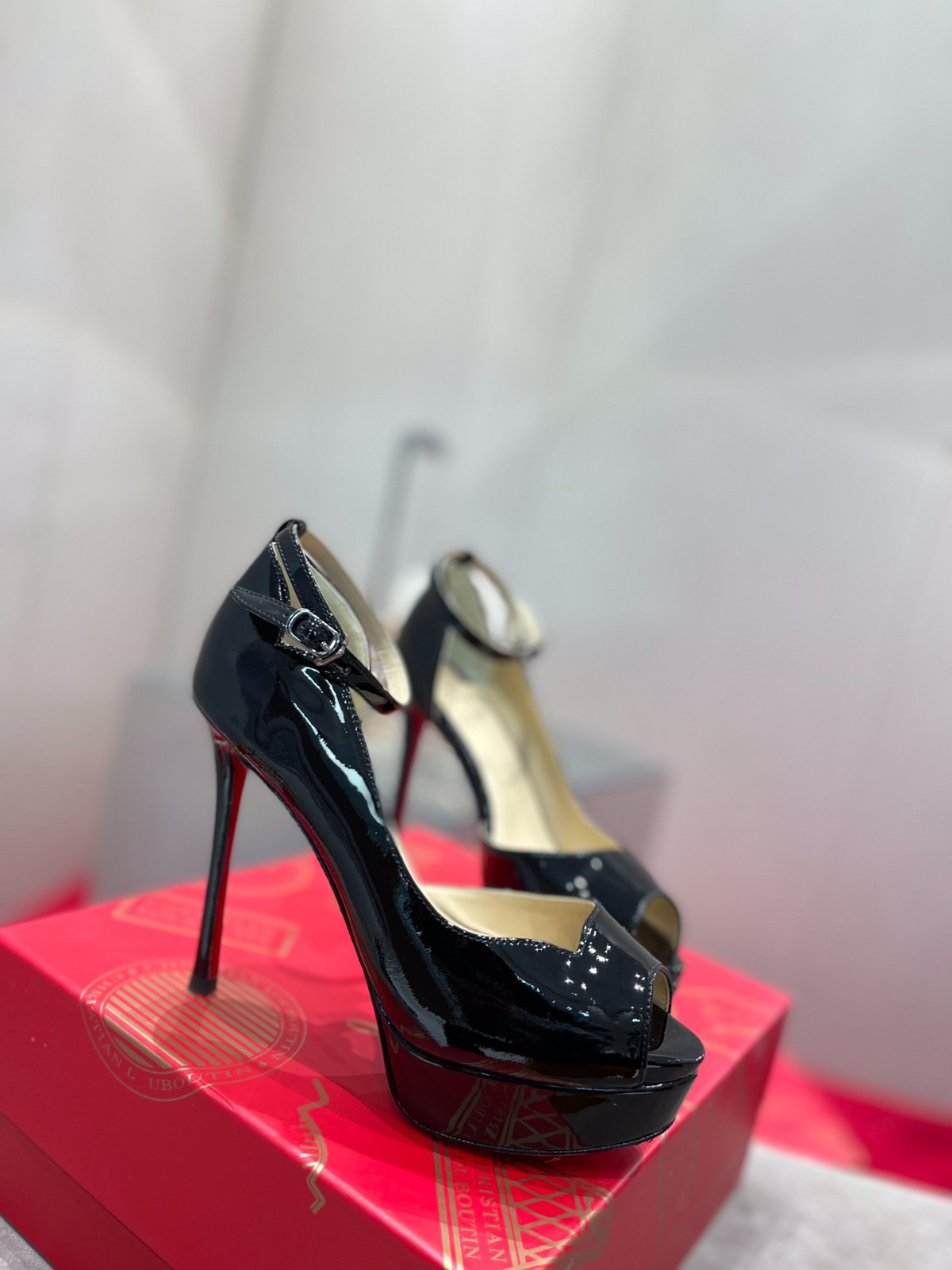 089 36123118 SIZE 34–42