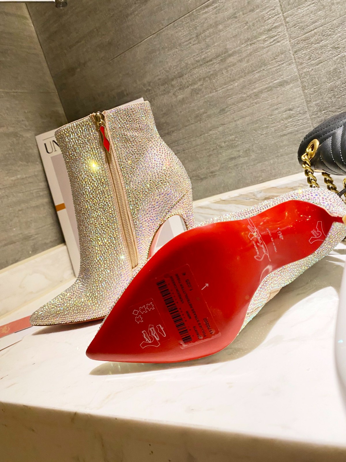 079 48123146 SIZE 34-41