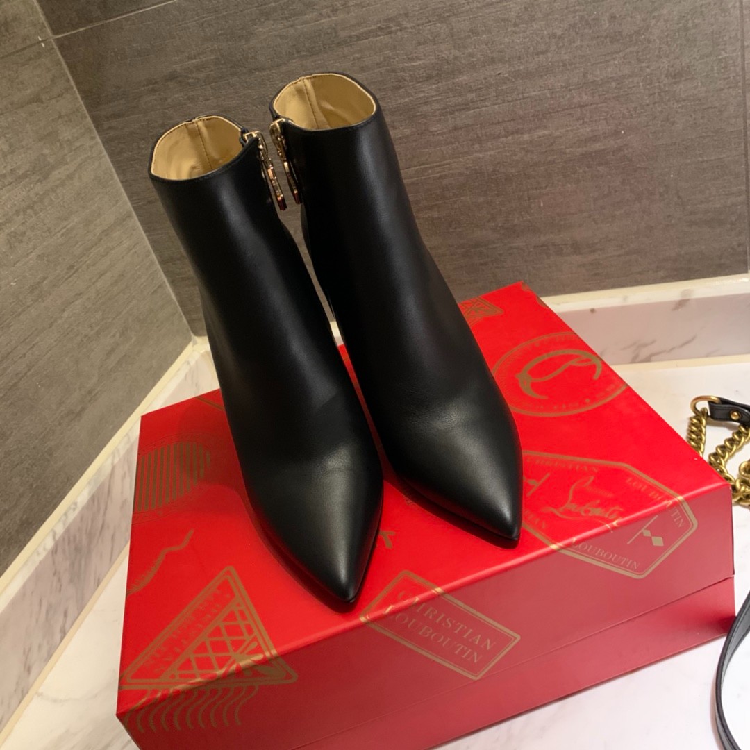 077 42123132 SIZE 34-41