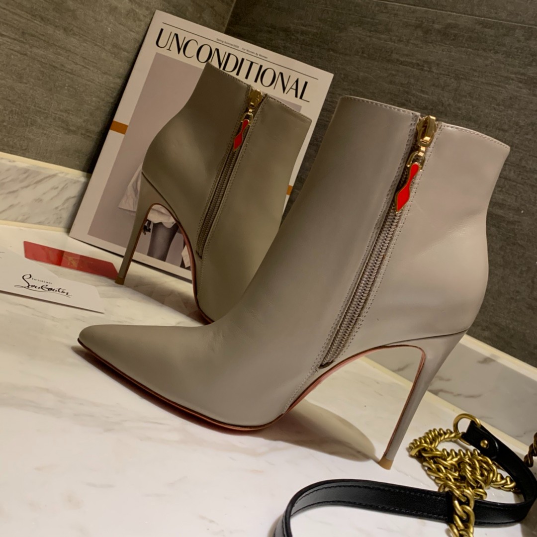 073 42123132 SIZE 34-41