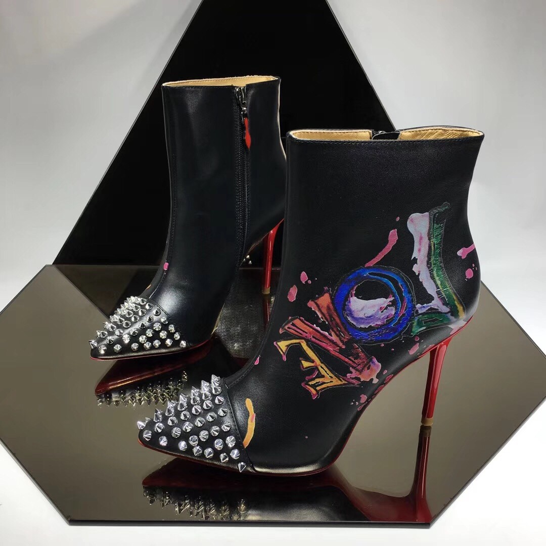 42 40123127 SIZE 35-41