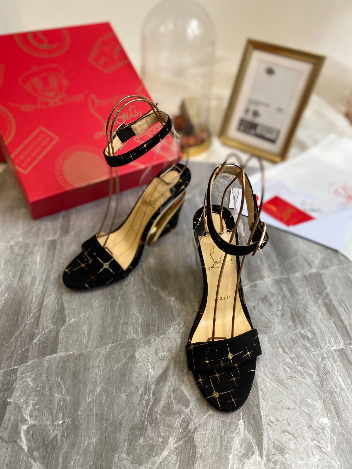 050 33123111 SIZE 35-41