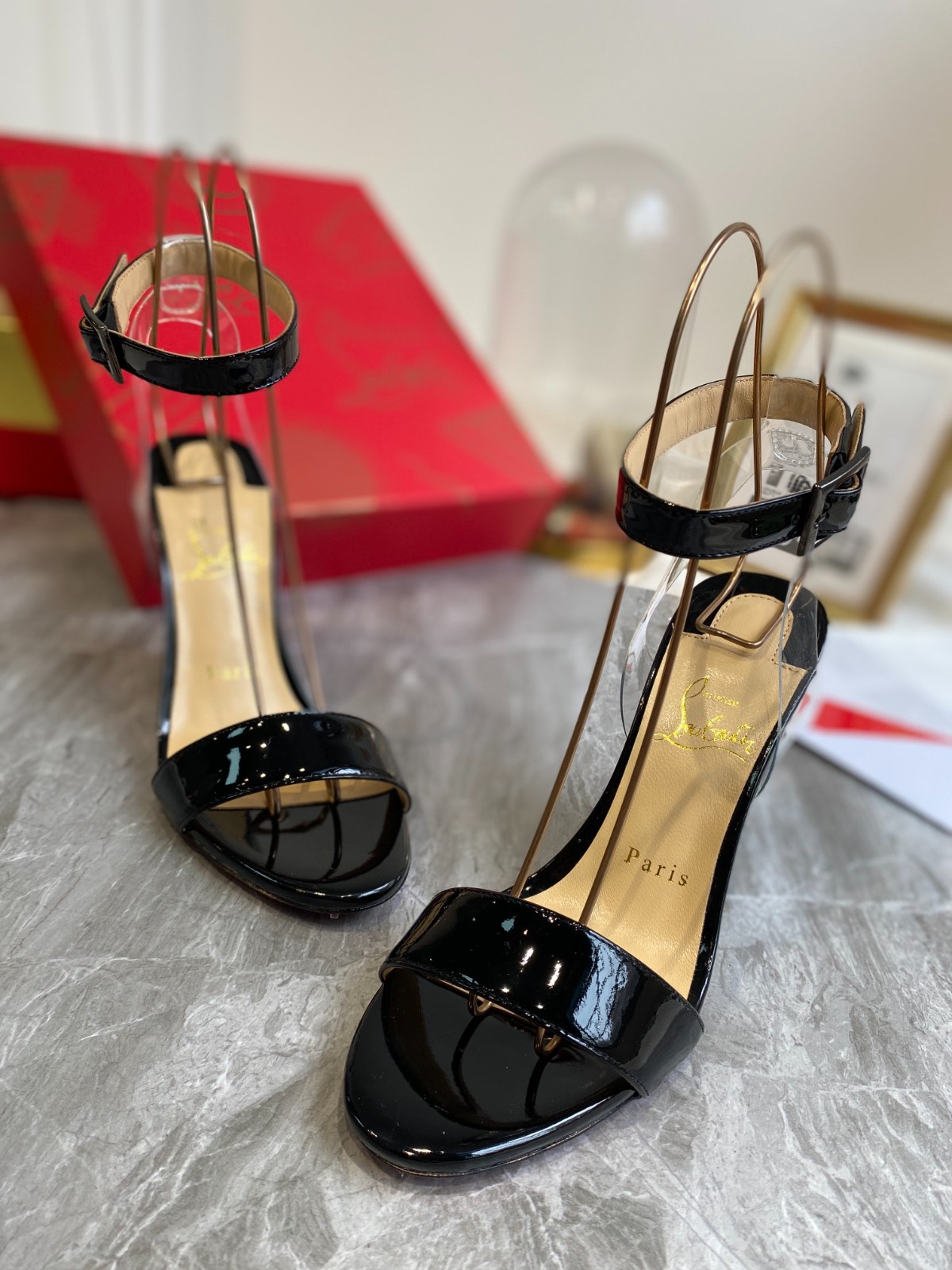 019 33123111 SIZE 35-41