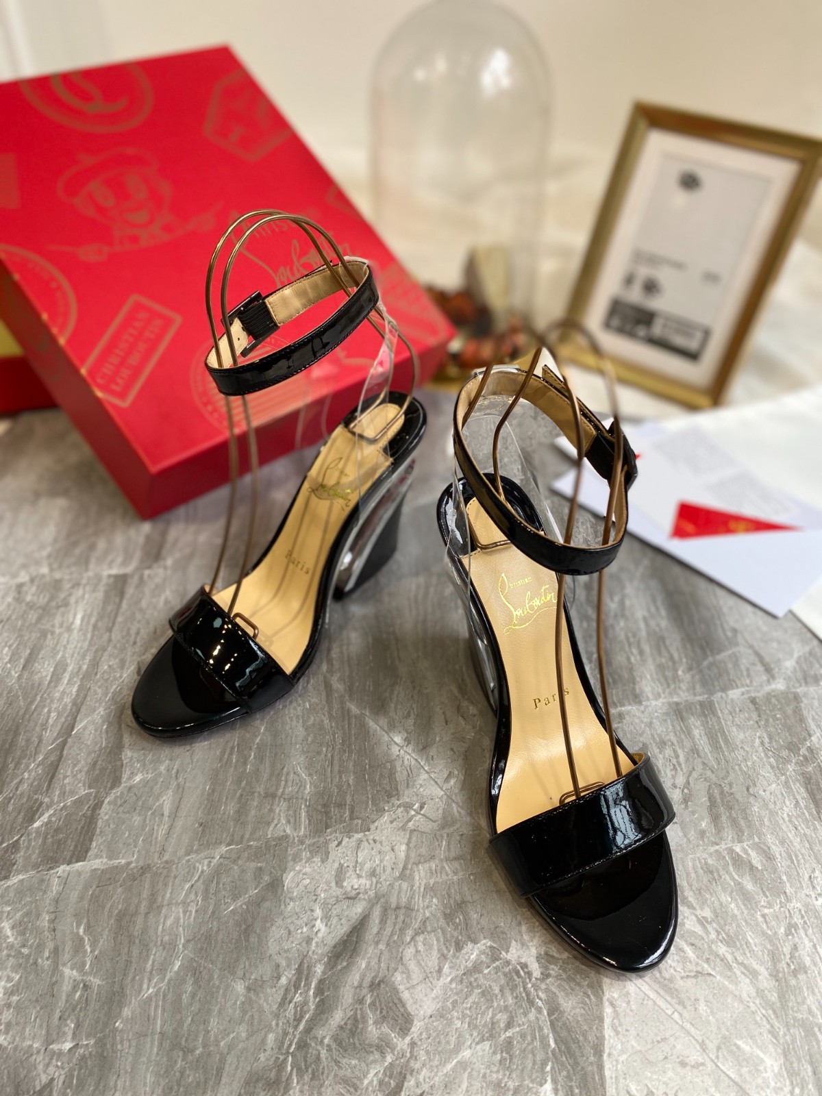 019 33123111 SIZE 35-41