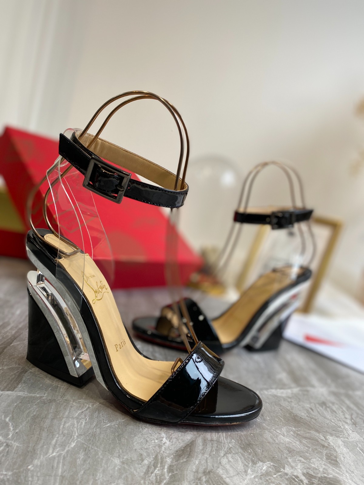 019 33123111 SIZE 35-41