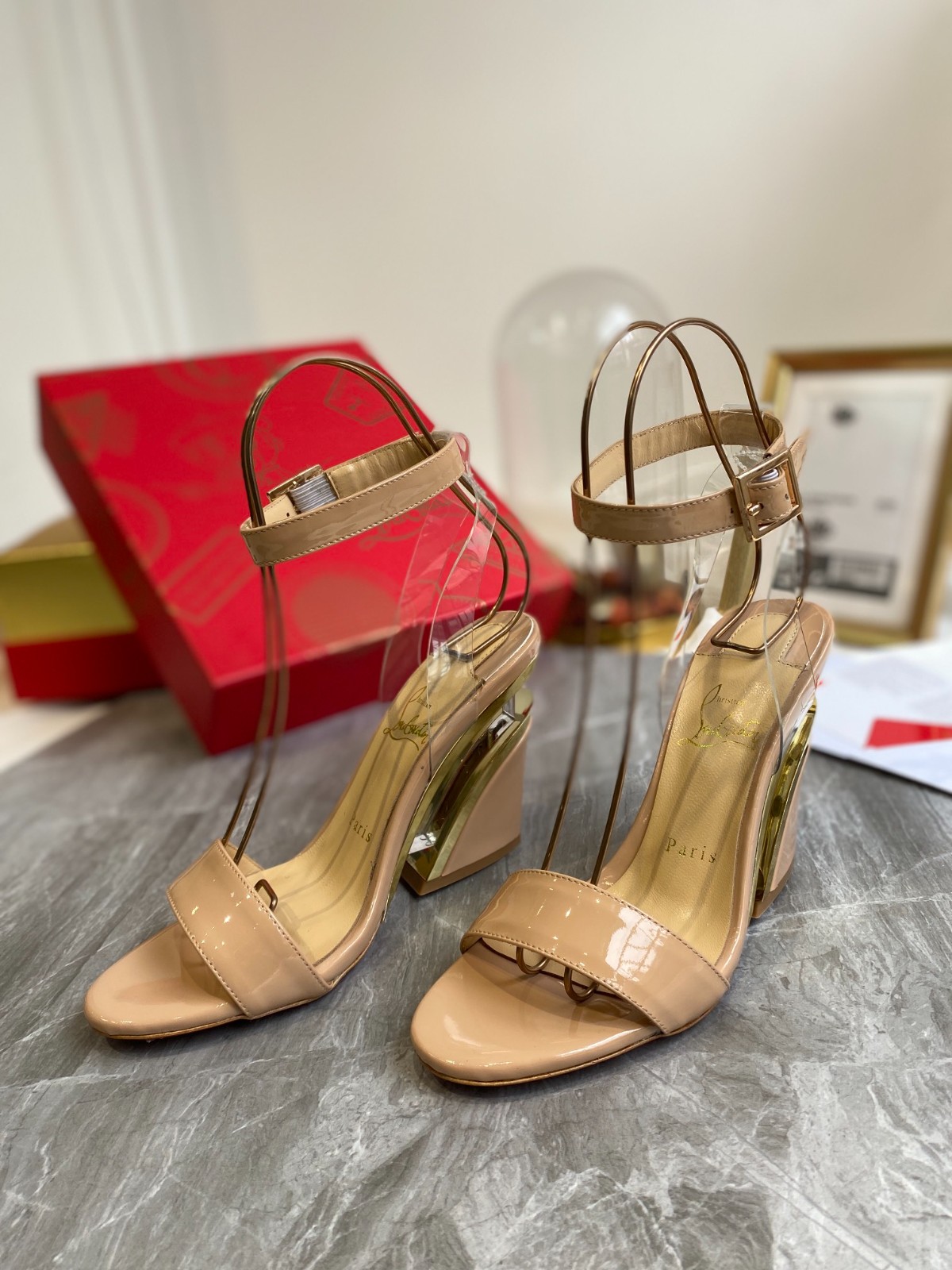 018 33123111 SIZE 35-41