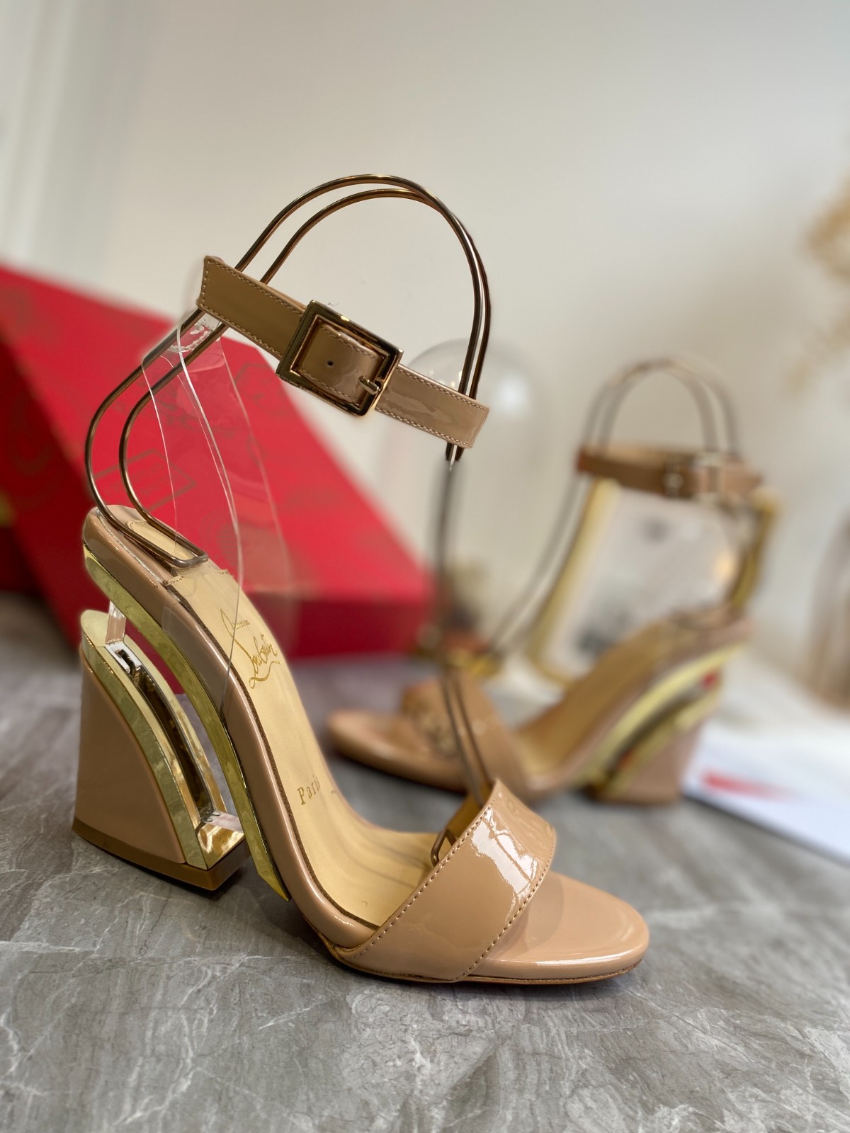 018 33123111 SIZE 35-41
