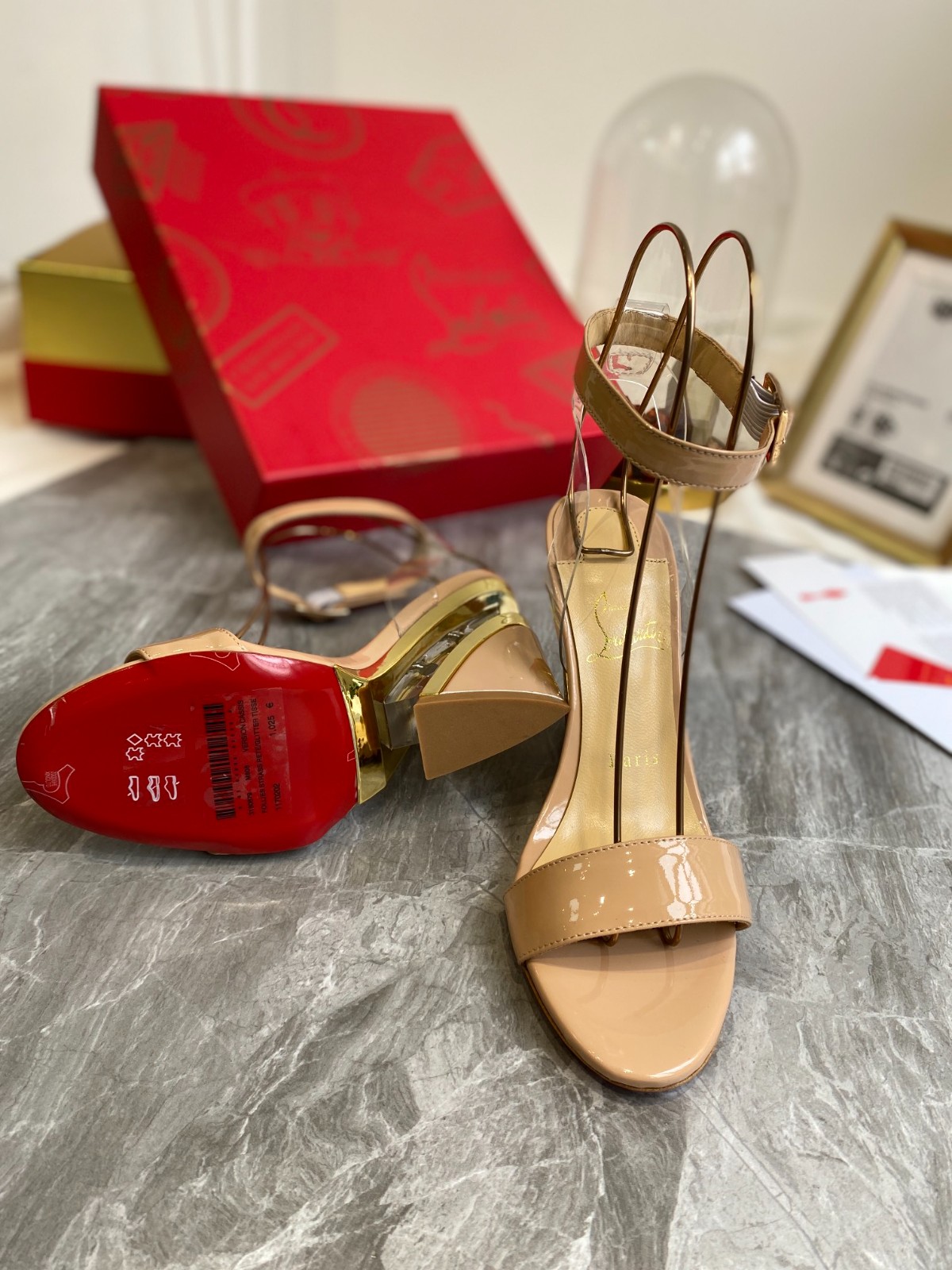 018 33123111 SIZE 35-41