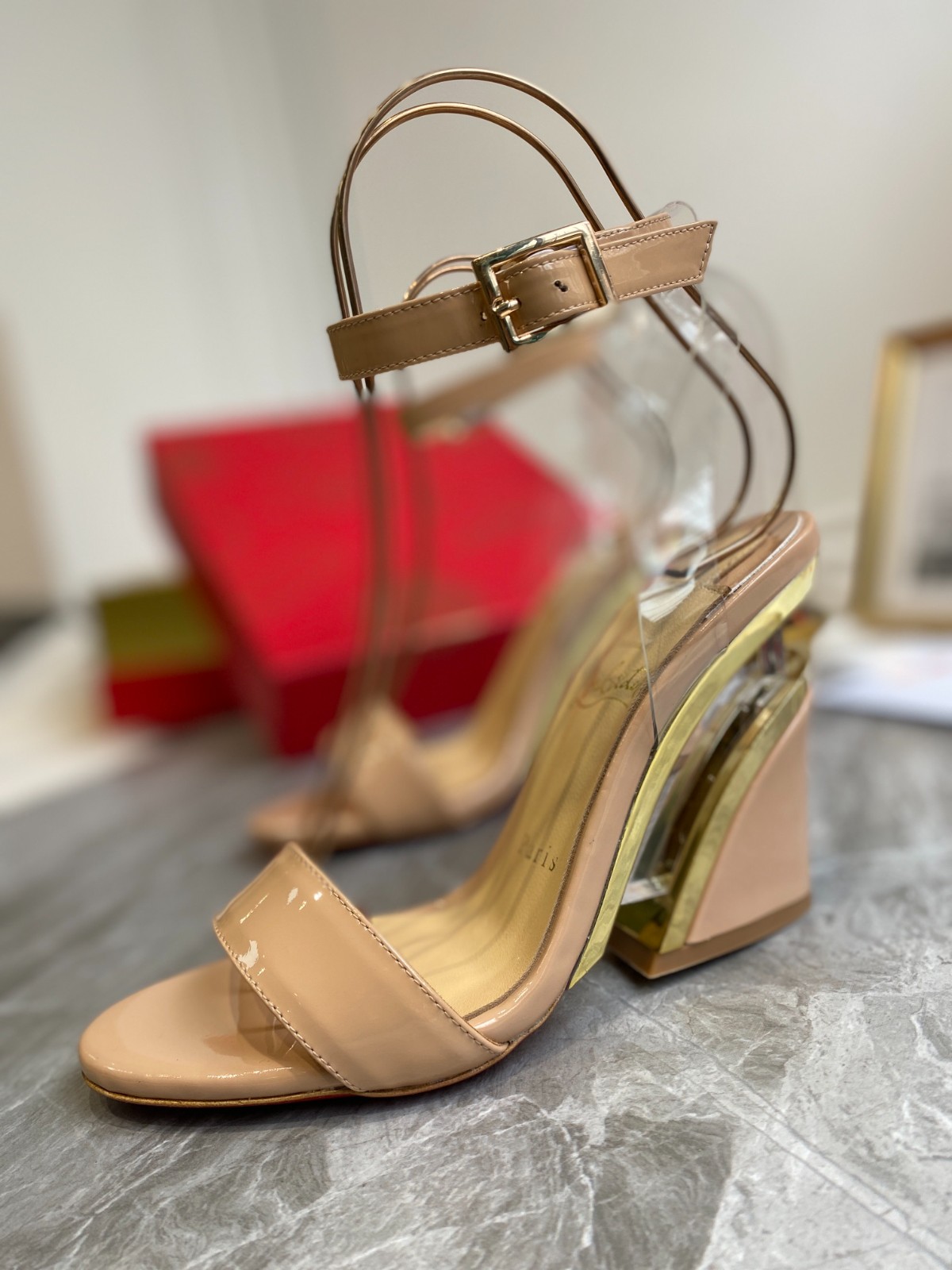 018 33123111 SIZE 35-41