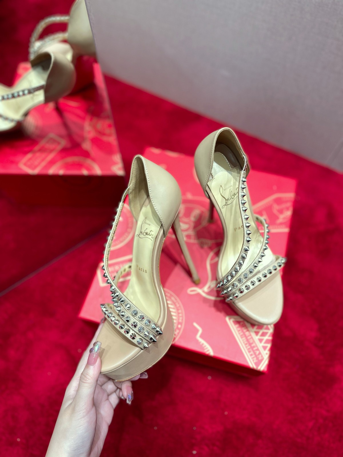 107 39123125 SIZE 35–43