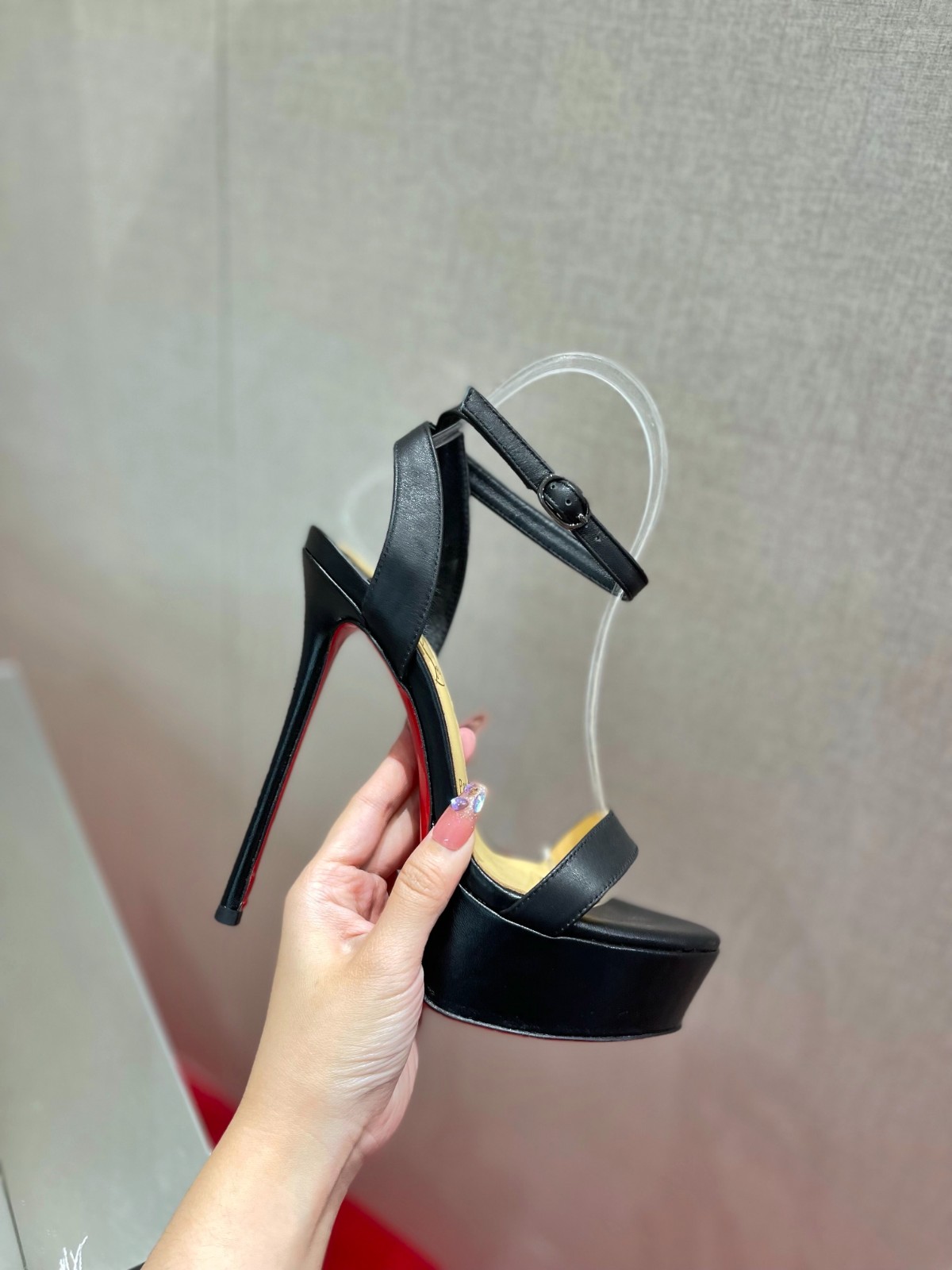 105 36123118 SIZE 35-43