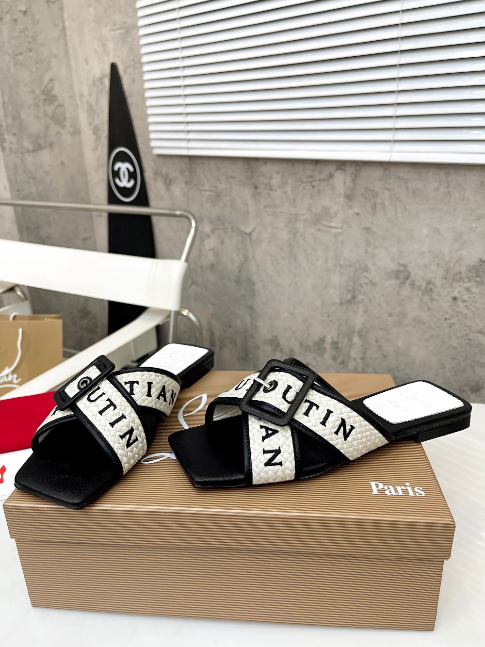 103 22123086  SIZE 35-42