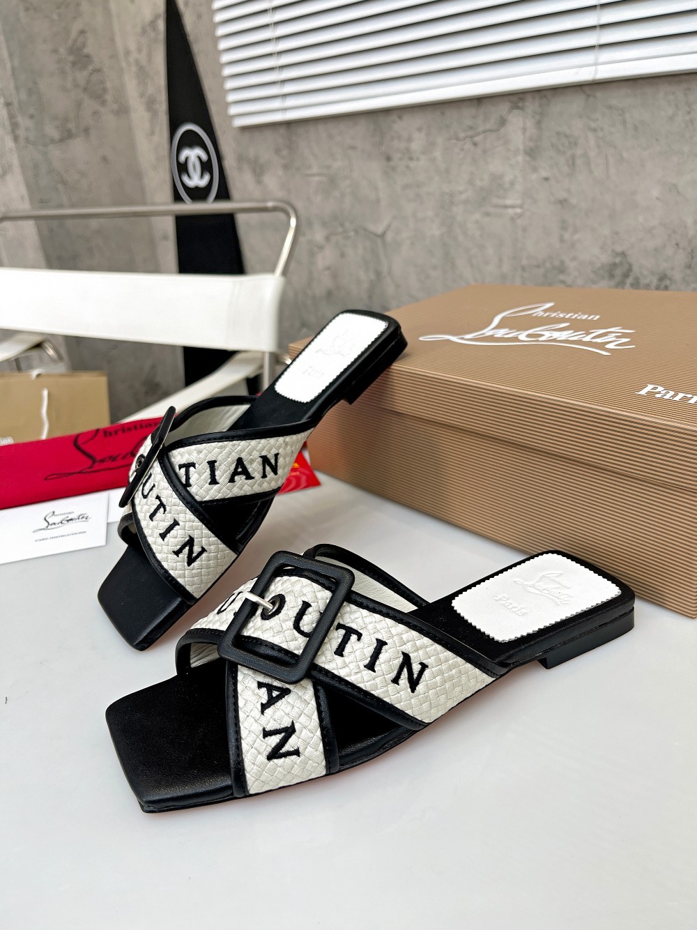 103 22123086  SIZE 35-42