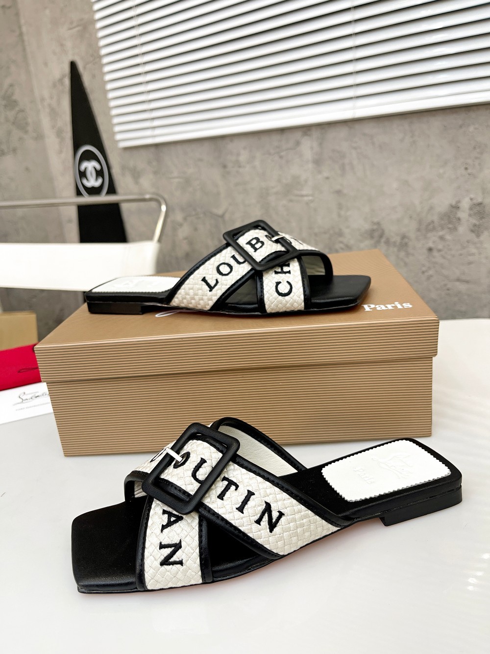 103 22123086  SIZE 35-42